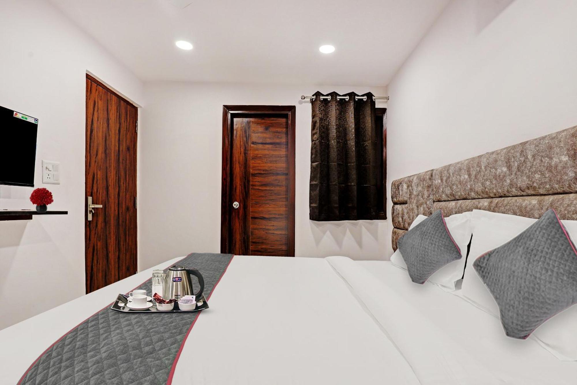 Super Townhouse Roadway Hotel New Delhi
